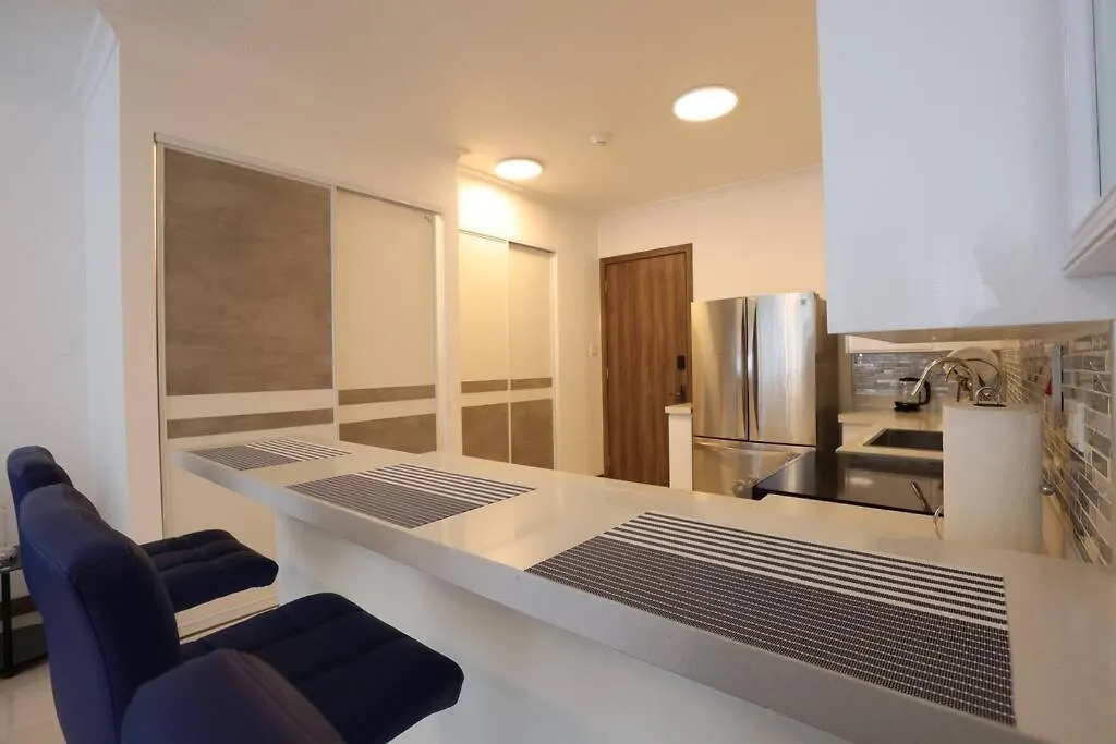 Lejlighed Kensington Gates Luxury Condo Kingston